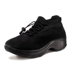 Zapatillas deportivas cómodas y con buen soporte para mujer, ideales para usar todo el día.
