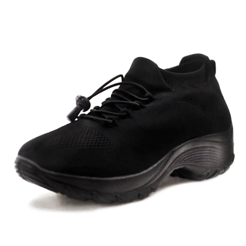 Zapatillas deportivas cómodas y con buen soporte para mujer, ideales para usar todo el día.