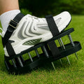Zapatos aireadores para el cuidado del césped sin esfuerzo